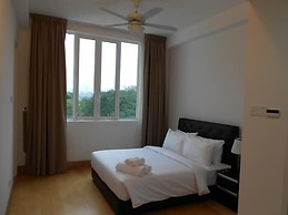 Brunsfield Embassyview Condosuite