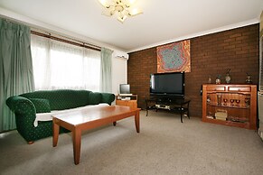 40 Thames Holiday Unit