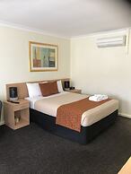 Voyager Motel
