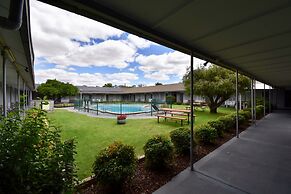 Townhouse Motel