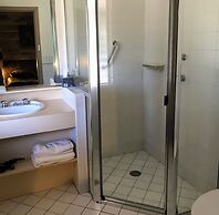 Cottonwood Lodge