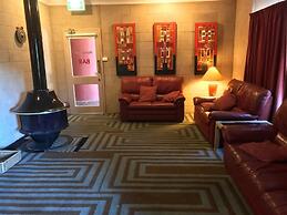 Cottonwood Lodge
