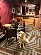 Cottonwood Lodge