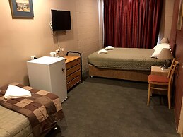 Cottonwood Lodge