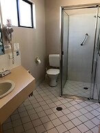 Cottonwood Lodge