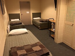 Cottonwood Lodge