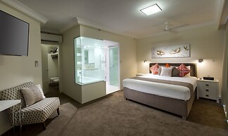 2nd Avenue Beachside Apartments