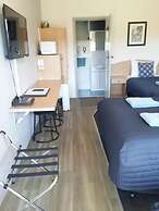 White Manor Motel