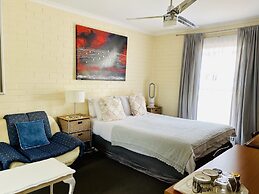 The Mews Motel