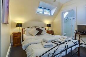 The Mews Motel