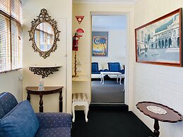 The Mews Motel