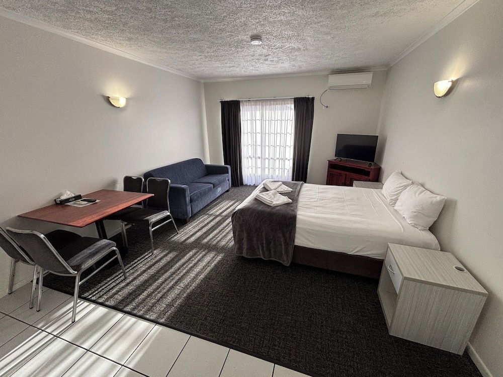 Shakespeare Motel
