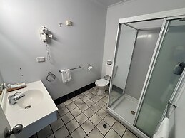 Shakespeare Motel