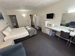 Shakespeare Motel