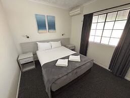 Shakespeare Motel