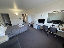 Shakespeare Motel