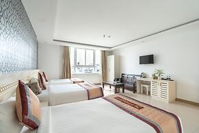 Jay Grand Hotel