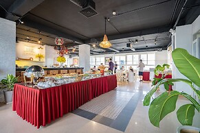 Jay Grand Hotel