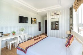 Jay Grand Hotel