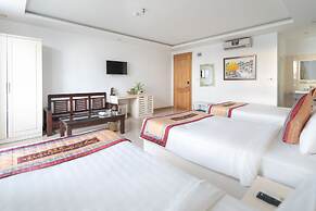 Jay Grand Hotel
