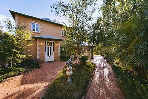 Holberry House