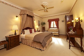 Holberry House