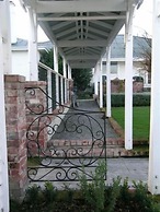 Cheltenham House