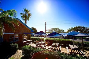 Tea Gardens Hotel