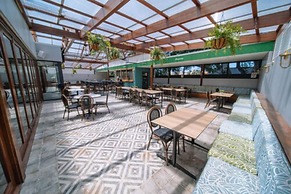 Southern Cross Hotel