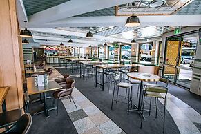Southern Cross Hotel