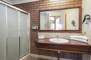 Bomaderry Motor Inn