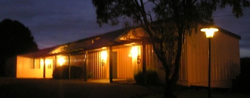Caves Motor Inn