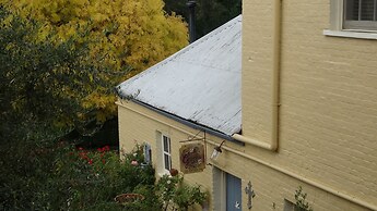 The Globe Inn