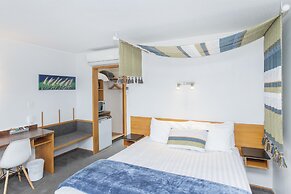 Waikanae Beach Motel