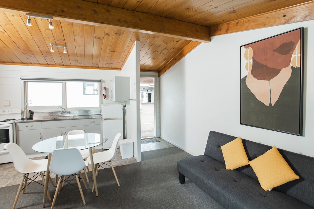 Waikanae Beach Motel