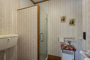 Settlers Cottage Motel