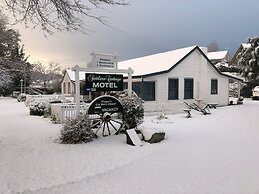 Settlers Cottage Motel
