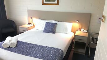 Oval Motel