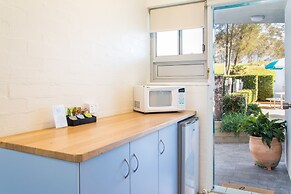 Blueys Motel
