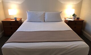 Blueys Motel