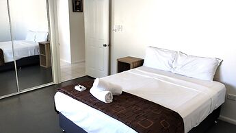 Tully Motel