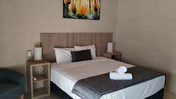 Tully Motel