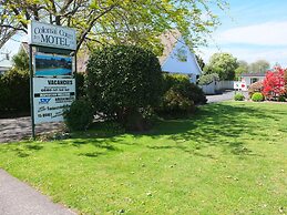 Colonial Court Motel