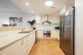 The Bay Apartments