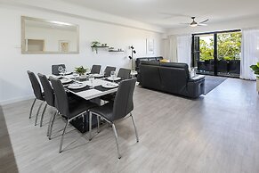 The Bay Apartments