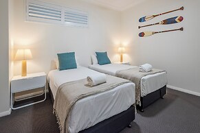 The Bay Apartments
