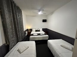 The Esplanade Motel