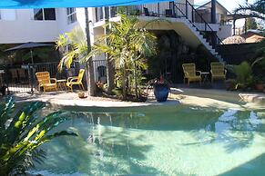Salamander Beach Accommodation Adults Only