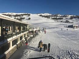 Smiggins Hotel