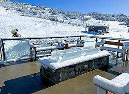 Smiggins Hotel